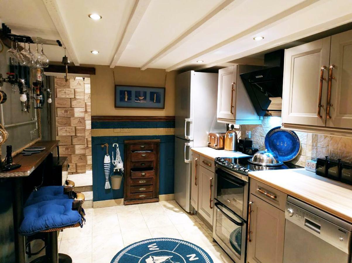 Dog Friendly Nancecliff Cottages Лу Екстериор снимка