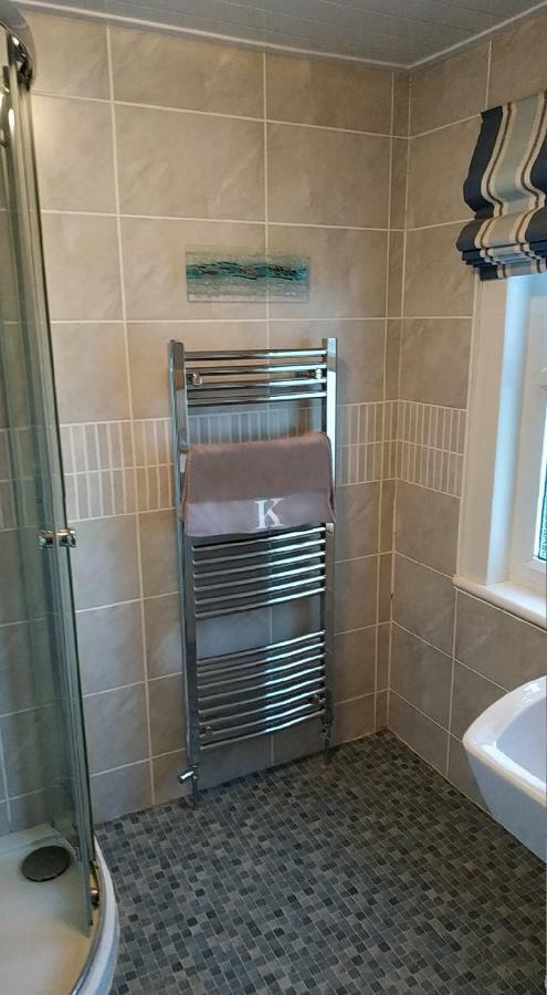 Dog Friendly Nancecliff Cottages Лу Екстериор снимка